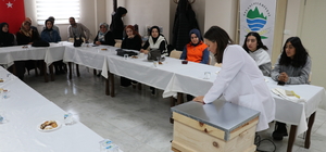 Eflani'de kadın ve genç çiftçilere verilen eğitimlerle arıcılık geliştirile...