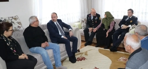 Erfelek Kaymakamı Yıldız, şehit ailesini ziyaret etti