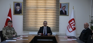 Mardin Valisi Akkoyun, "Asayiş ve Güvenlik Değerlendirme Toplantısı"nda kon...