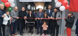 BAE'den, Adıyaman'daki depremzede kadınlara makine desteği