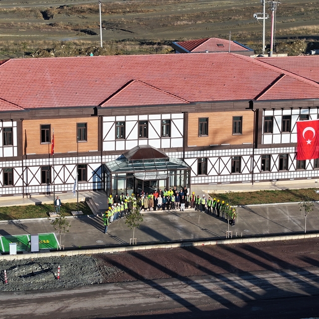 Yalova Makine İhtisas OSB'de fabrikalar yükseliyor