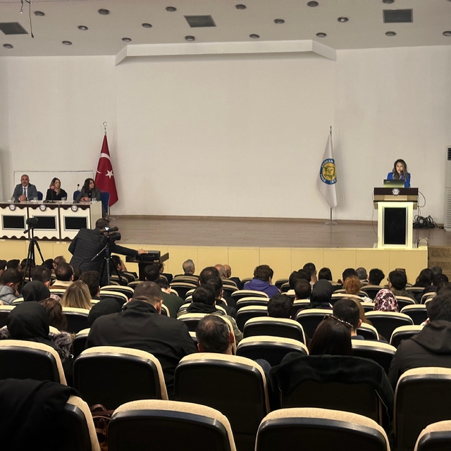 Harran Üniversitesi'nde bağımlılıkla mücadele paneli düzenlendi