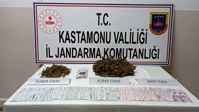 Kastamonu'da uyuşturucu operasyonunda 3 kişi gözaltına alındı