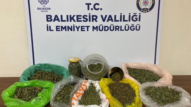 Gönen'de uyuşturucu operasyonunda 2 şüpheli yakalandı