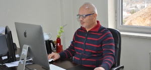 Prof. Dr. Maden: Analizler, Karadeniz'de doğal kaynaklı petrol olduğunu ort...