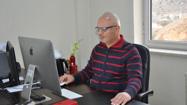 Prof. Dr. Maden: Analizler, Karadeniz'de doğal kaynaklı petrol olduğunu ortaya çıkardı