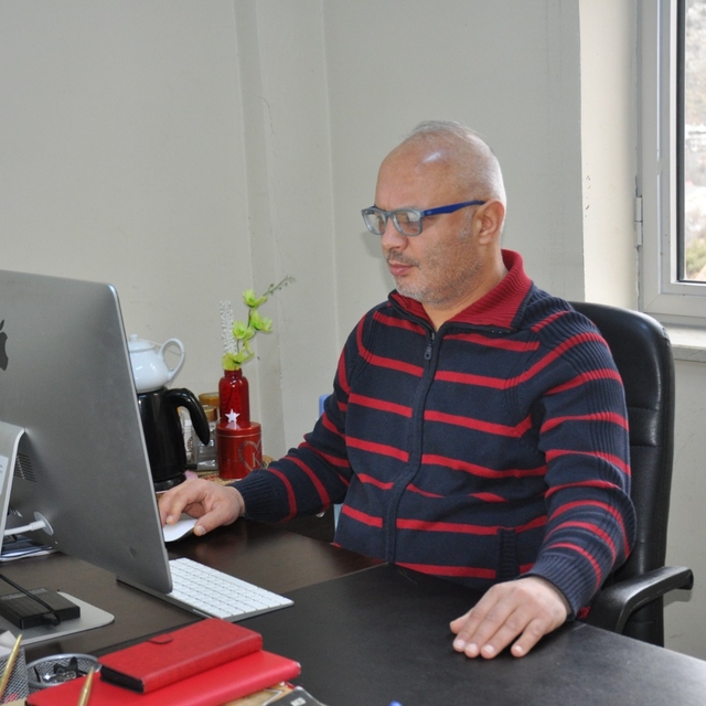 Prof. Dr. Maden: Analizler, Karadeniz'de doğal kaynaklı petrol olduğunu ort...