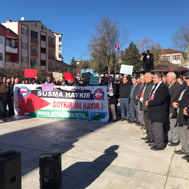 Asarcık'ta Filistin'e destek yürüyüşü yapıldı