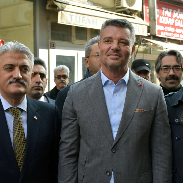 İş insanı Sadettin Saran'dan Kırıkkale'ye etüt merkezi