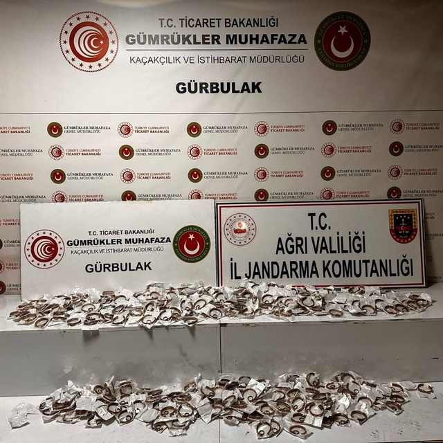 Gürbulak Gümrük Kapısı'nda 49 kilo 550 gram bileklik ve yüzük yakalandı