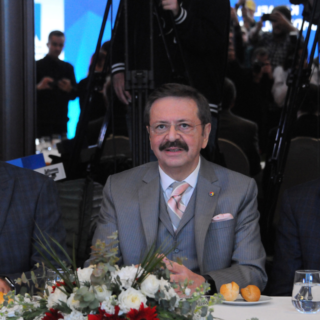 TOBB Başkanı Hisarcıklıoğlu: Ne ürünümüz varsa araştırın, markalaştırın, dü...