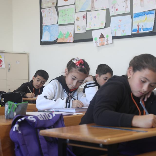 Sakarya'da ortaokul öğrencileri, Gazzeli akranlarıyla dayanışma ve barış iç...