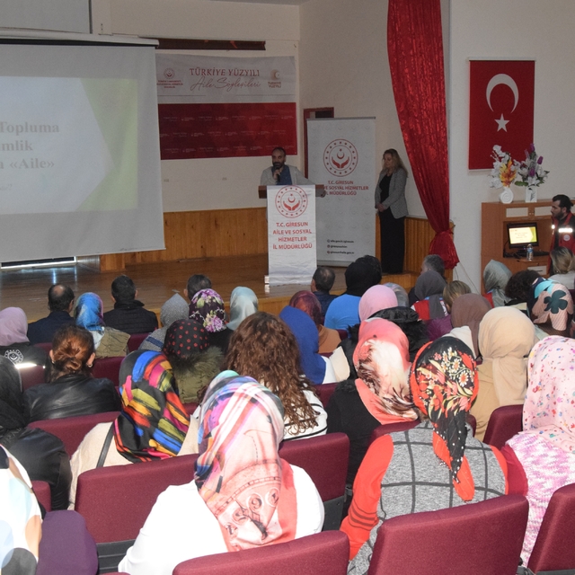 Espiye'de söyleşi düzenlendi