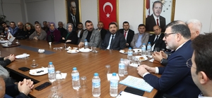 AK Parti İl Başkanı Saygılı, Kemalpaşa'da partililerle buluştu