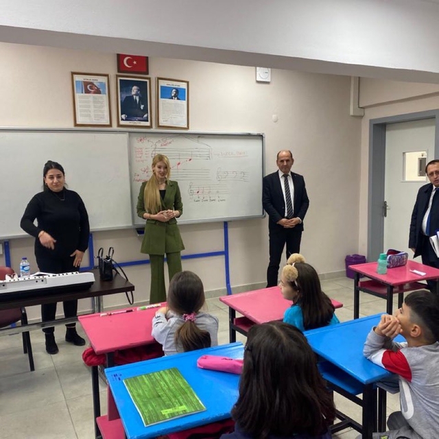 Seben Kaymakamı Orhan, İlçe Halk Eğitim Merkezini ziyaret etti