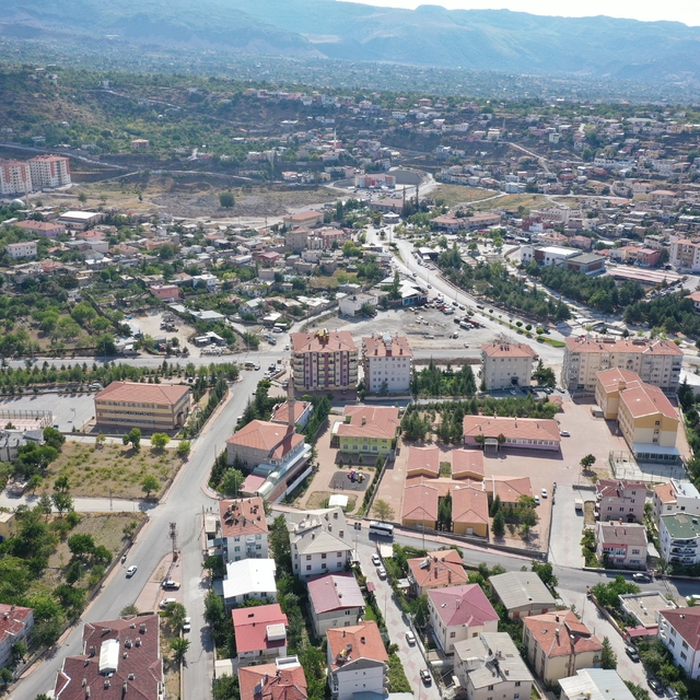 Hacılar'da modern yapılaşma arttı