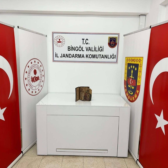 Bingöl'de tarihi eser kaçakçılığı operasyonunda 4 şüpheli yakalandı