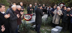 Eski Trabzonspor Kulübü Başkanı Özkan Sümer, mezarı başında anıldı