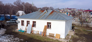 İstanbul'daki öğretmen ve öğrenciler Ağrı'da köy okulunu hediyelerle donattı