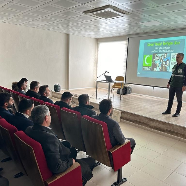 Şırnak'ta "Bağımlılıkla Mücadelede Ailenin Rolü" semineri düzenlendi