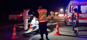 Yolun karşısına geçmek isterken otomobilin çarpmasıyla öldü