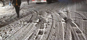 Van'da 451 yerleşim yerinin yolu kardan kapandı (2)