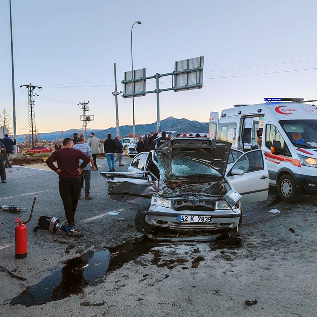 Seydişehir'deki trafik kazasında 2 kişi yaralandı