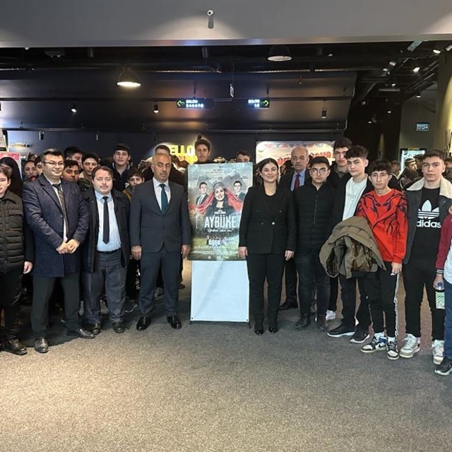 Boğazkale'de öğrenciler "Aybüke: Öğretmen Oldum Ben" filmini izledi