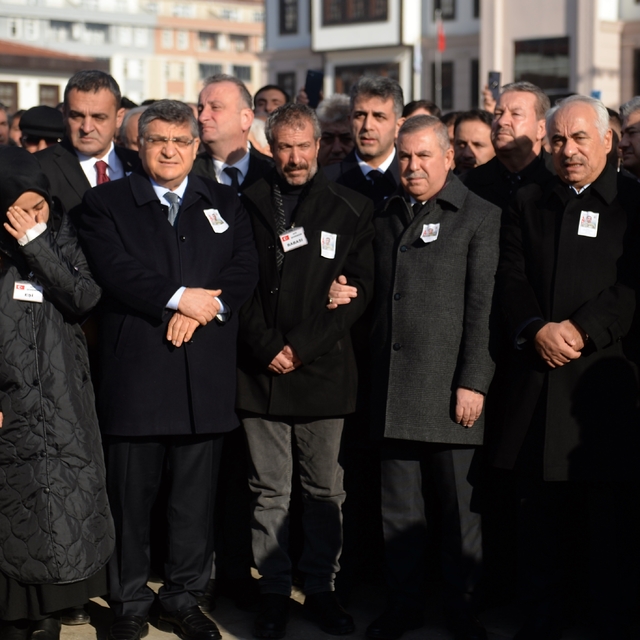 Piyade Sözleşmeli Er Çağatay Erenoğlu'nun cenazesi memleketi Sinop'ta topra...
