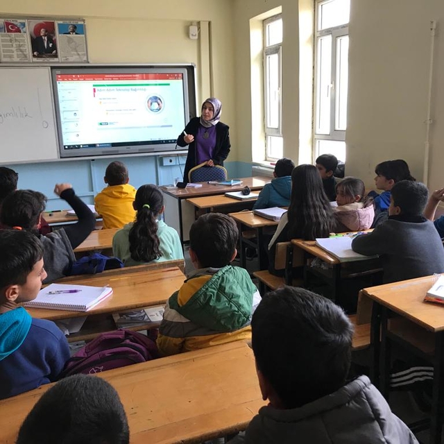 Hasankeyf'te teknoloji bağımlılığı semineri düzenlendi