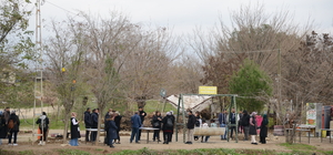 Diyarbakır'da "Kentini Tanı Kendini Tanıt" projesi kapsamında Silvan gezisi düzenlendi