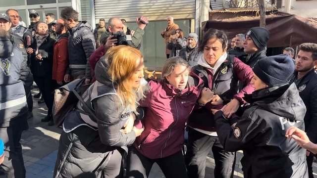 Tunceli´de sınır ötesi operasyon protestosuna müdahale: 6 gözaltı