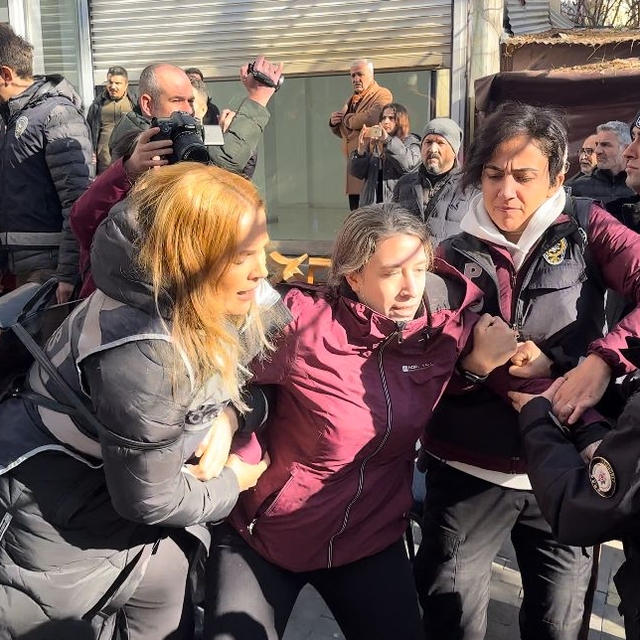 Tunceli´de sınır ötesi operasyon protestosuna müdahale: 6 gözaltı