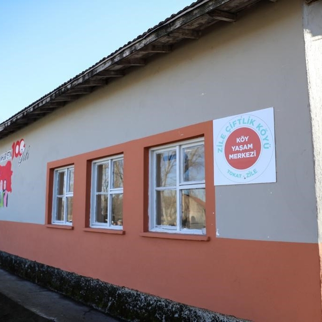 Zile'de Çiftlik Köy Yaşam Merkezi hizmete sunuldu