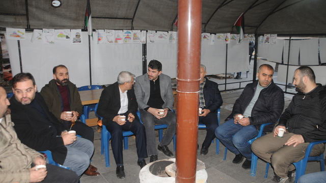 Cizre'de kurulan çadırda Filistinliler için insanlık nöbet devam ediyor