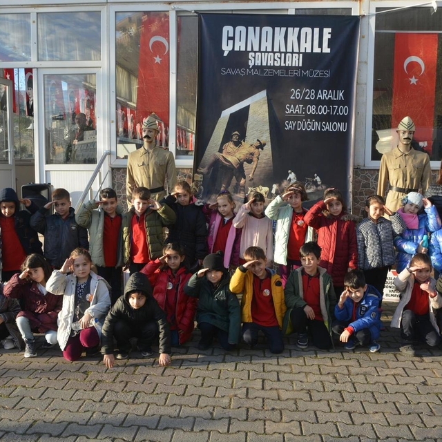 Gerze'de Çanakkale Savaşları'ndan kalma savaş malzemeleri sergilendi