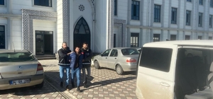 Ablasıyla boşanma aşamasındaki eniştesini öldürdü