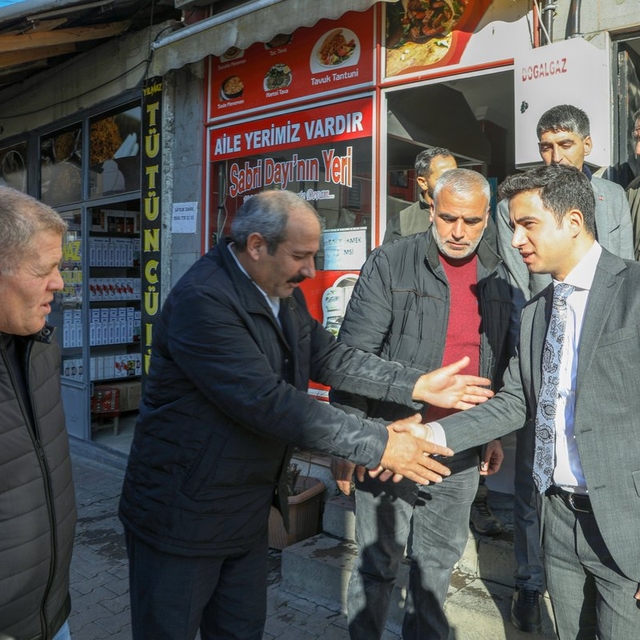 Genç Kaymakamı Güzel, Şehit ve Gazi Aileleri Derneğini ziyaret etti