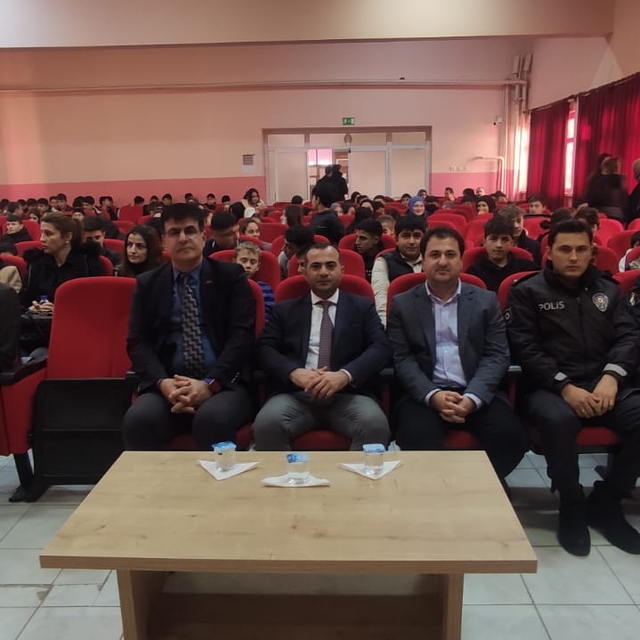 Aşık Veysel, vefatının 50. yılında Çorum'da eserleriyle anıldı