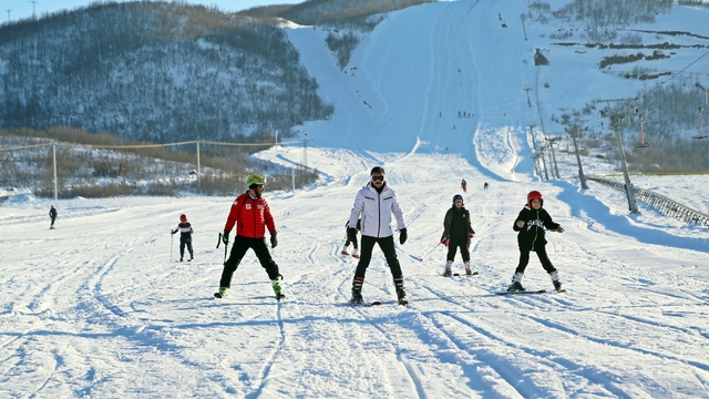 Tunceli´de kayak sezonu erken açıldı