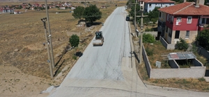 Sarıkaya Belediyesi yol ve kaldırım çalışmalarını sürdürüyor