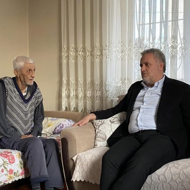 Baskil Belediye Başkanı Akmurat'tan hastalara evlerinde ziyaret