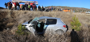 Burdur'da 3 otomobilin çarpıştığı kazada 1 kişi öldü, 5 kişi yaralandı