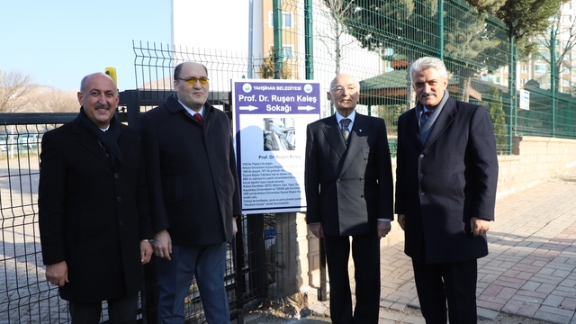 Prof. Dr. Ruşen Keleş'in ismi Yahşihan'da bir sokağa verildi