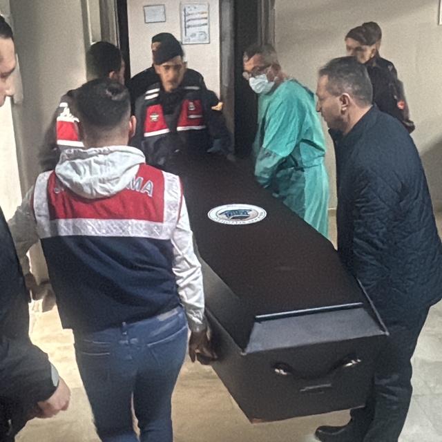Zonguldak'ta birlikte yaşadığı kadını öldüren uzman çavuş gözaltına alındı