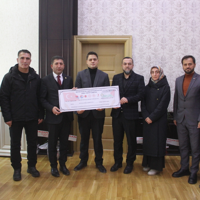 Zara'da Filistin'e yardım amacıyla kermes düzenlendi