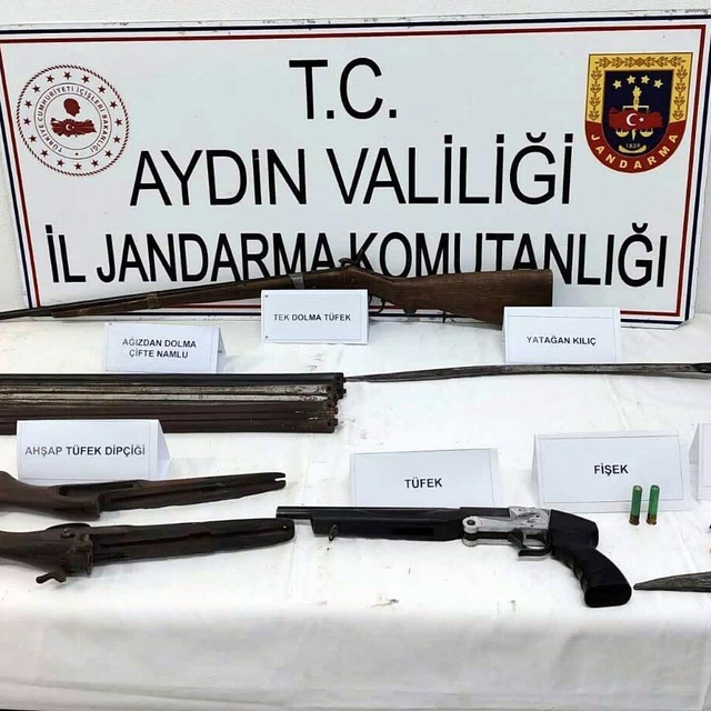 Aydın'da Osmanlı dönemine ait kılıç ele geçirildi