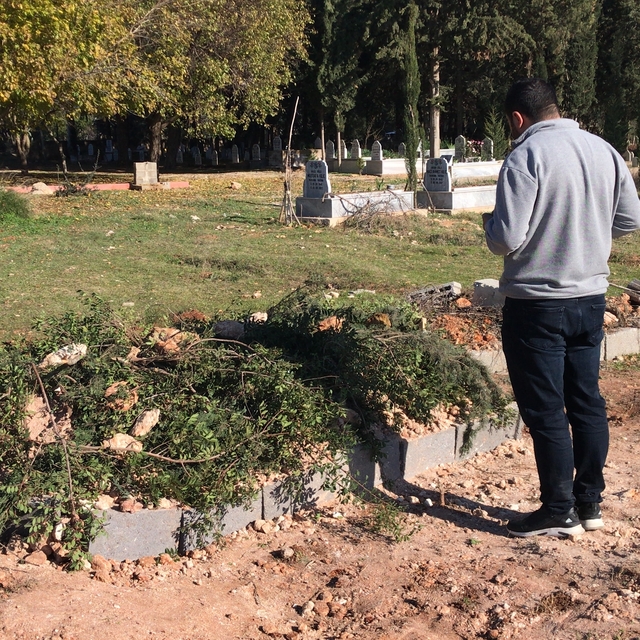 Kuzey Marmara Otoyolu'ndaki kazada ölenlerden tır sürücüsünün cenazesi defn...