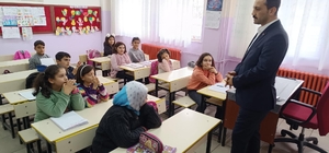 Baskil Kaymakamı Kundakçı'dan okul ziyareti