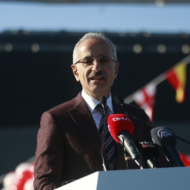 Bakan Uraloğlu: Gemi sanayi sektöründe ihracat 2 milyar dolara ulaşacak